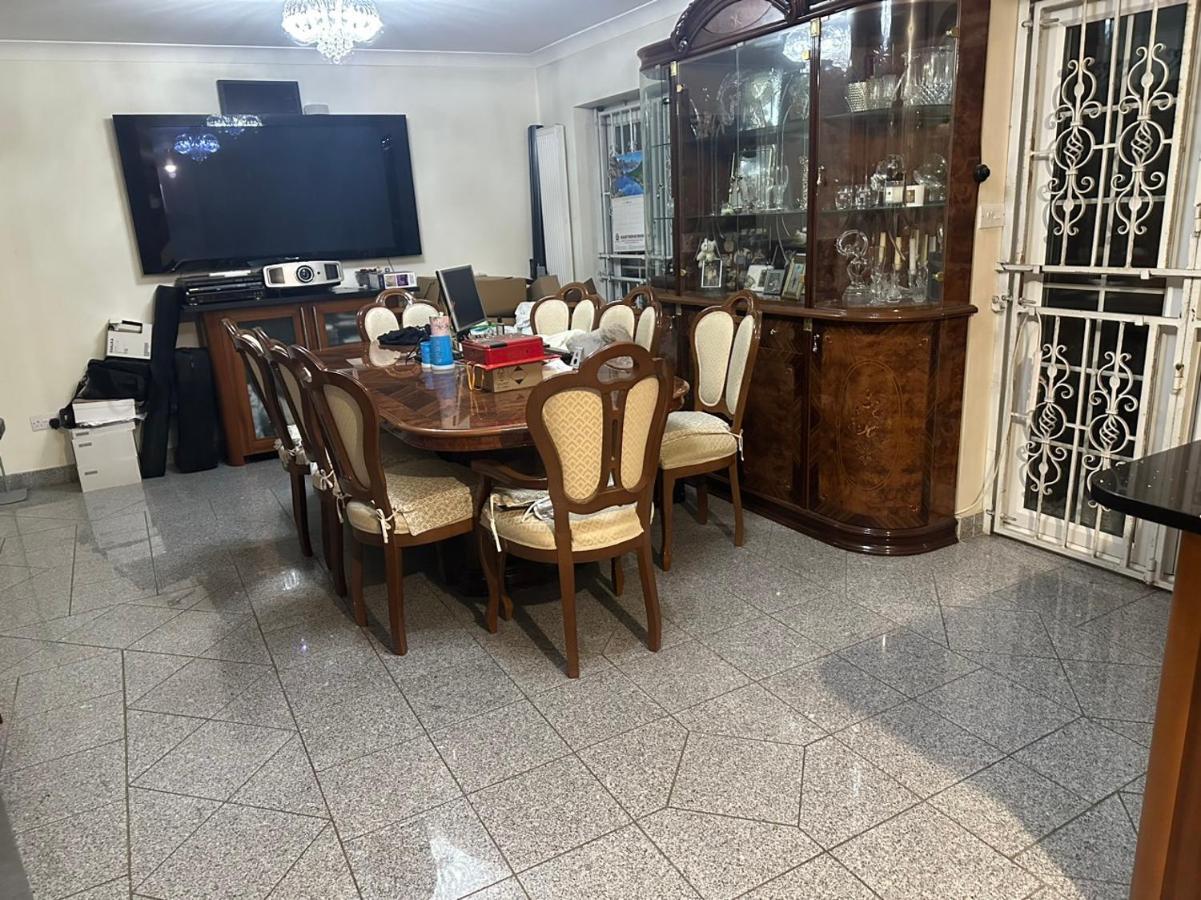 Tran Homestay 런던 외부 사진