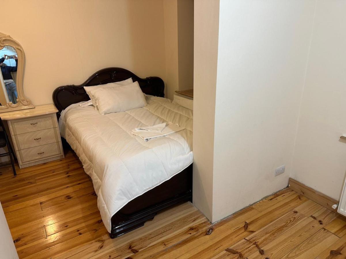 Tran Homestay 런던 외부 사진